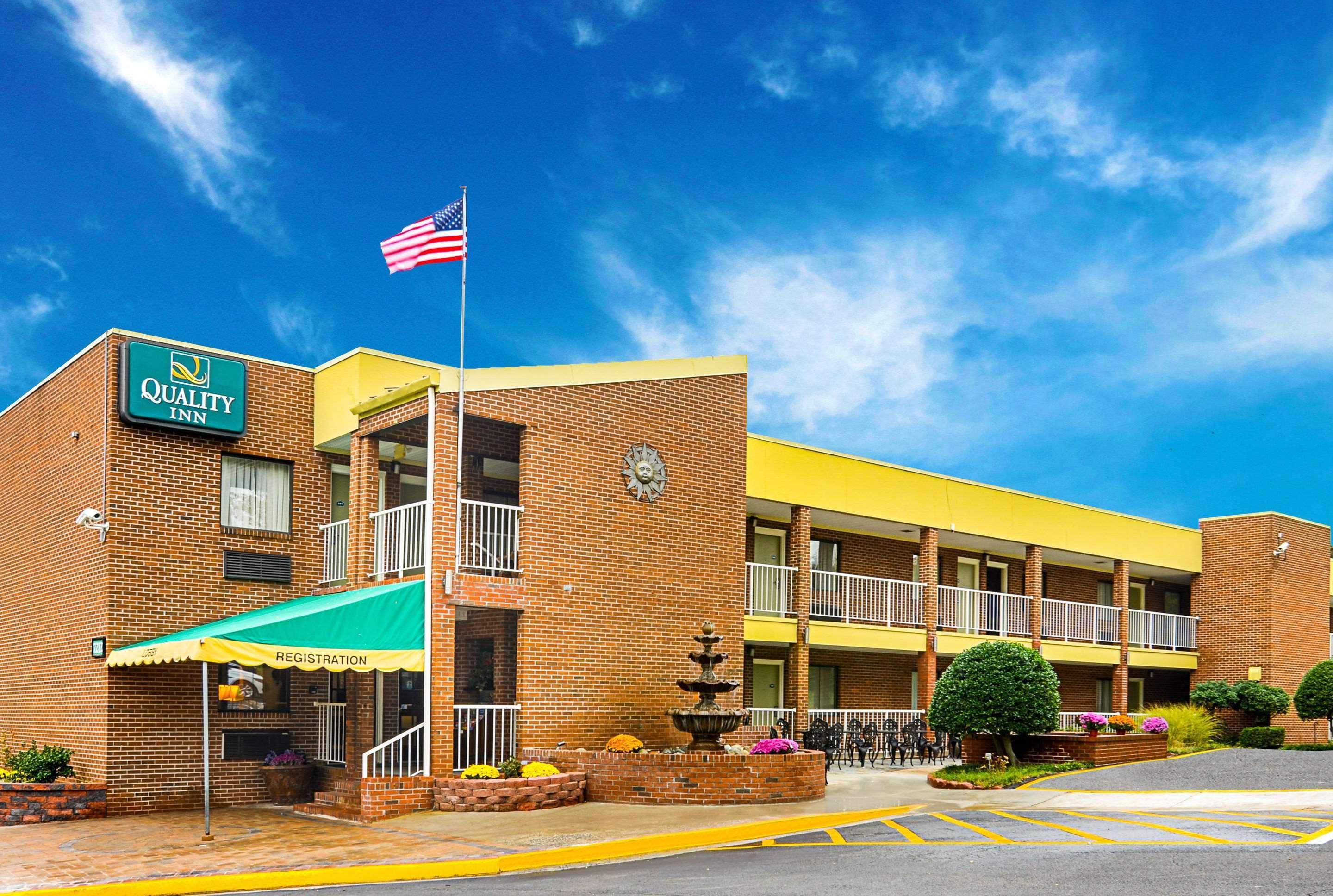 Quality Inn Mount Vernon Alexandria Extérieur photo